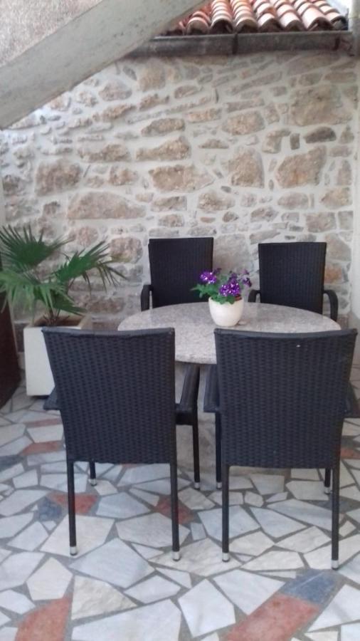 Apartment Magdic Brzac Экстерьер фото