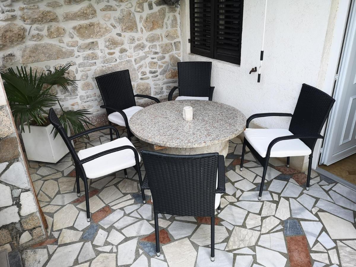 Apartment Magdic Brzac Экстерьер фото