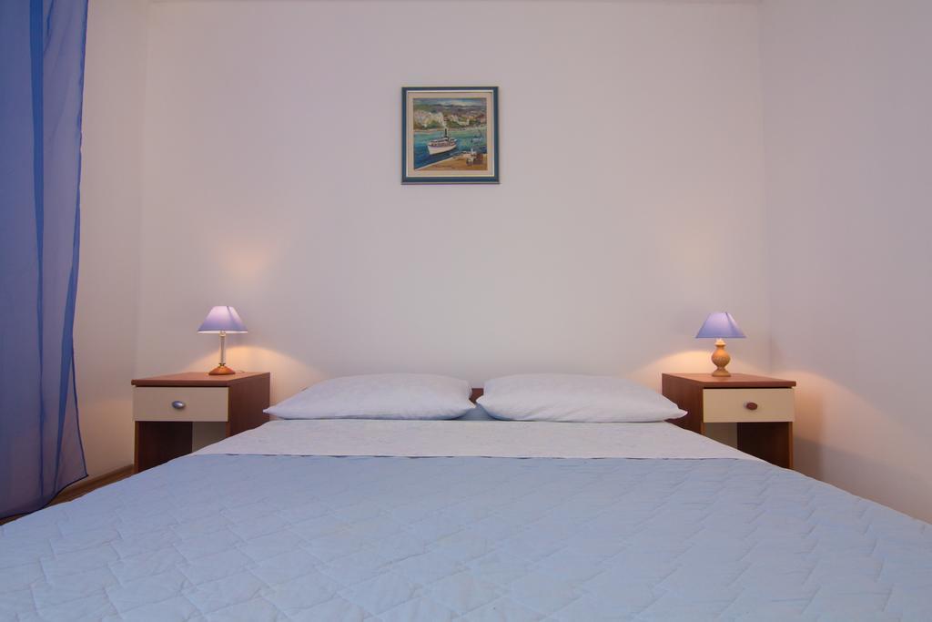 Apartment Magdic Brzac Экстерьер фото